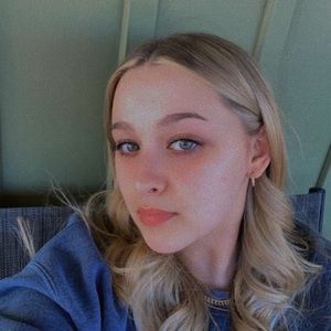 Meet your Posher, Brittney